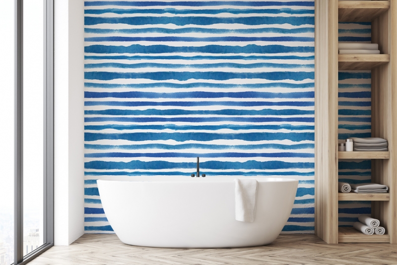 salle de bain - papier peint a rayures marine.jpg