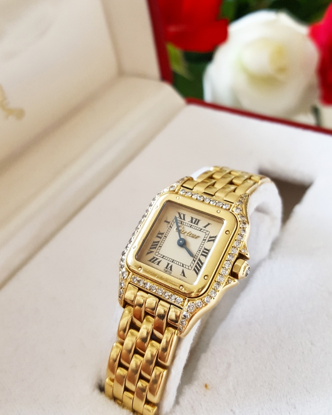 panthère,cartier,montre,montre cartier,montre en or,cartier vintage,montre vintage