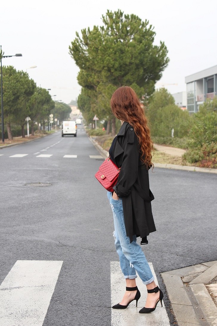 chanel,timeless,chanel bag,trench,parisienne,boyfriend jeans